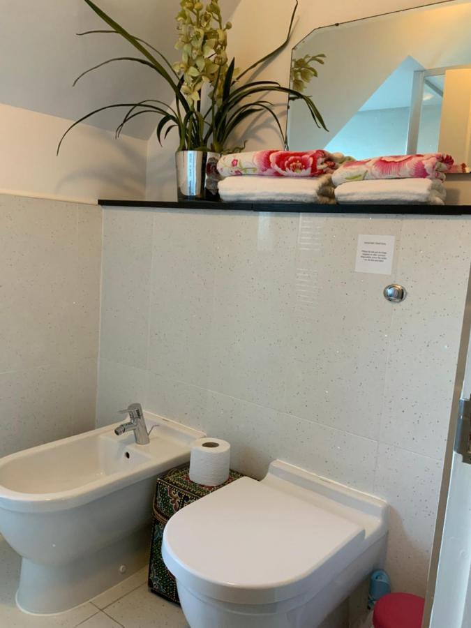 Harford En-Suite Rooms Lymington Exteriér fotografie